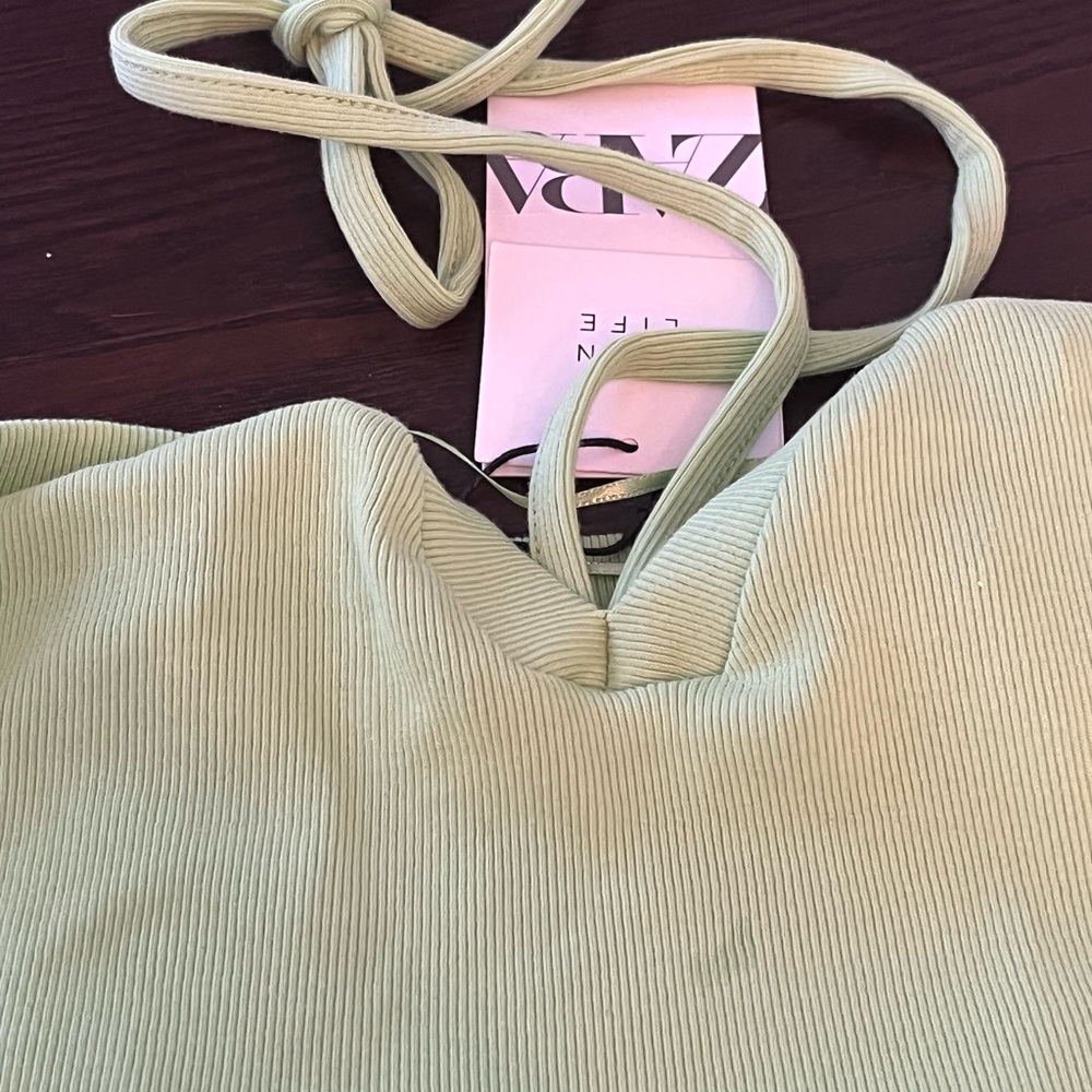 Brand new Zara top